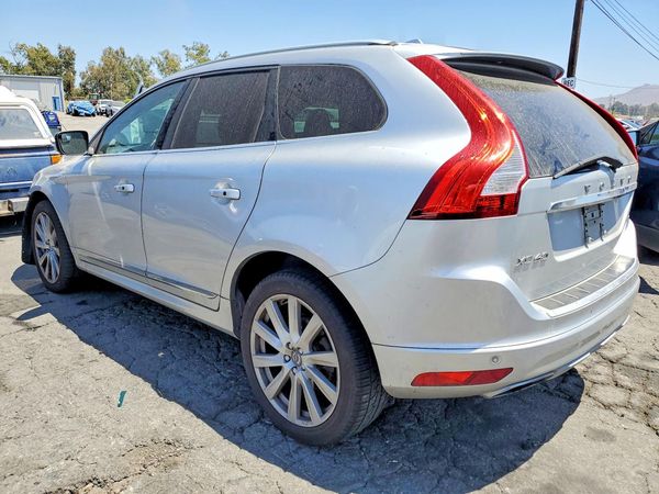 2017 VOLVO XC60 Inscription