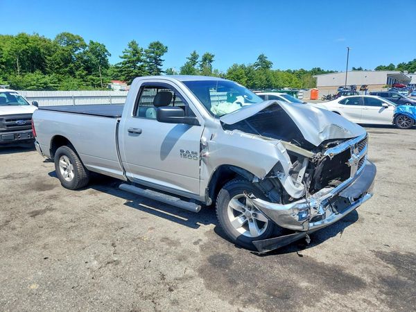 2015 RAM 1500 ST