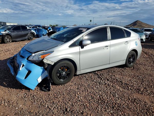 2015 TOYOTA PRIUS