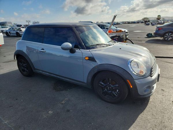2012 MINI COOPER