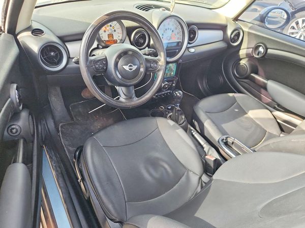 2012 MINI COOPER