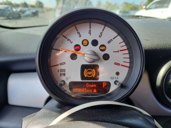 2012 MINI COOPER