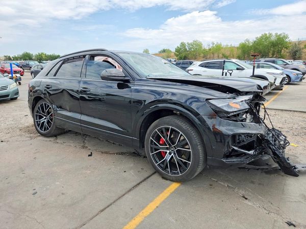 2023 AUDI SQ8