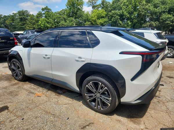 2024 TOYOTA BZ4X