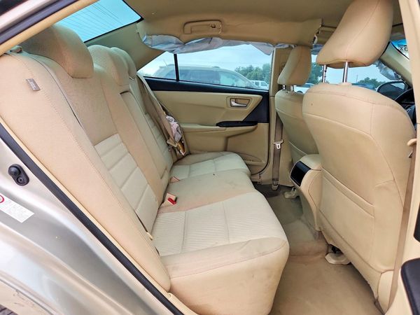 2015 TOYOTA CAMRY