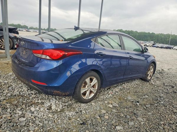 2016 HYUNDAI ELANTRA