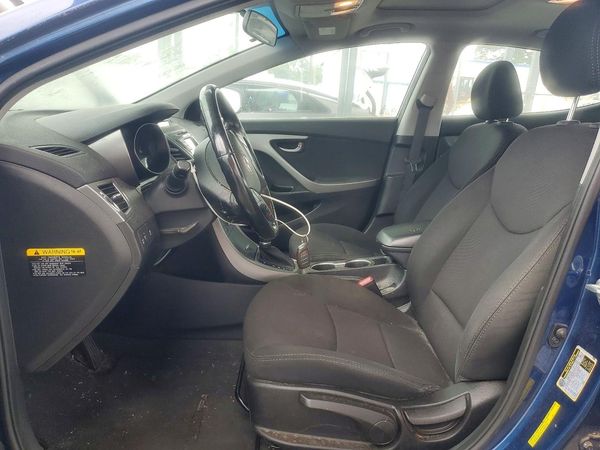 2016 HYUNDAI ELANTRA