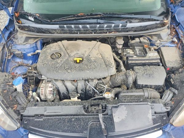 2016 HYUNDAI ELANTRA