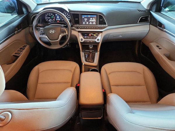 2018 HYUNDAI ELANTRA