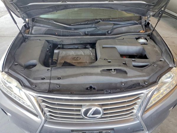 2014 LEXUS RX 350 — Engine bay