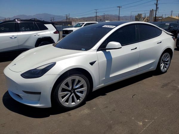 2021 TESLA MODEL 3