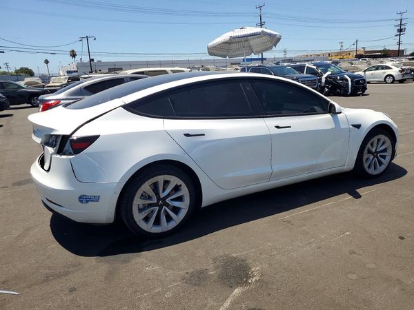 2021 TESLA MODEL 3