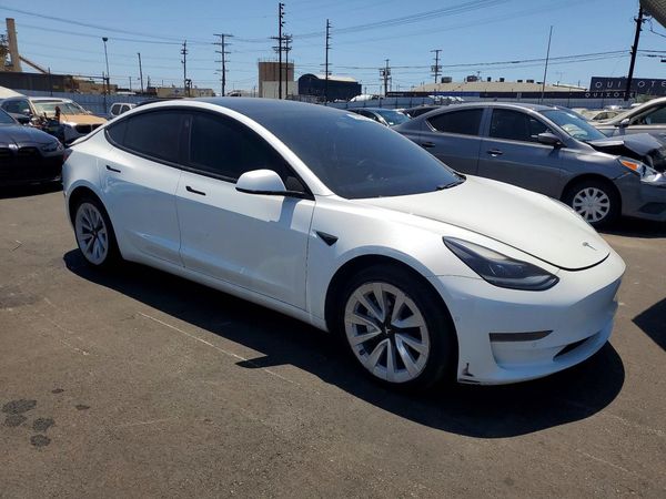 2021 TESLA MODEL 3