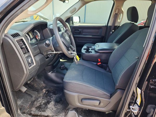 2022 RAM 1500 CLASSIC Tradesman
