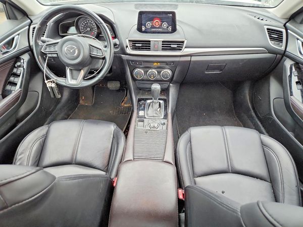 2018 MAZDA 3 Touring