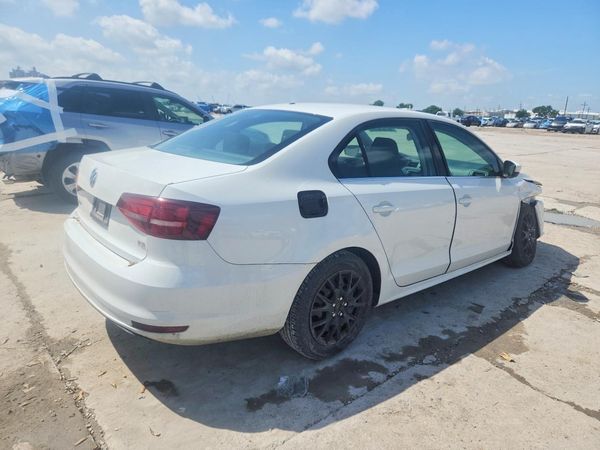 2017 VOLKSWAGEN JETTA