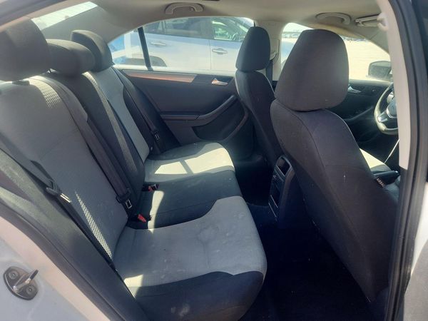 2017 VOLKSWAGEN JETTA