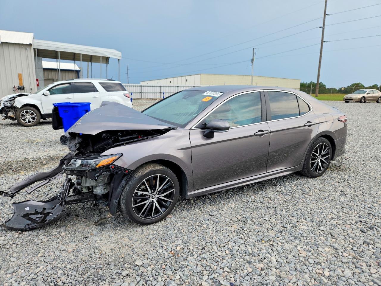 2024 TOYOTA CAMRY