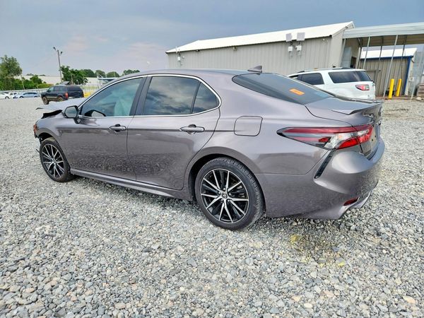 2024 TOYOTA CAMRY