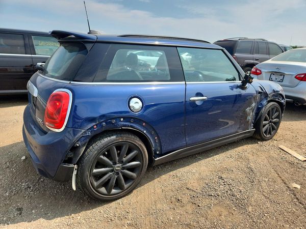 2015 MINI COOPER