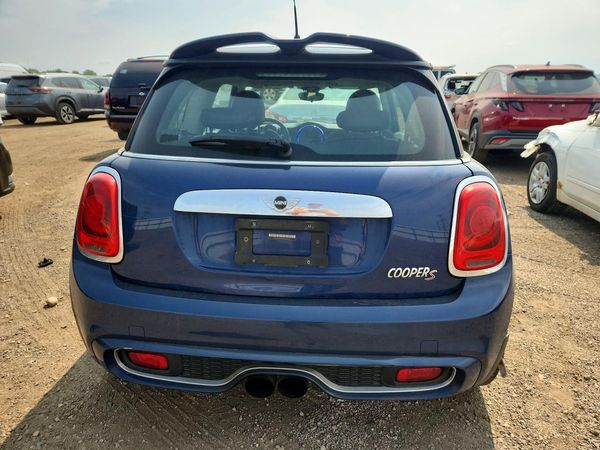 2015 MINI COOPER