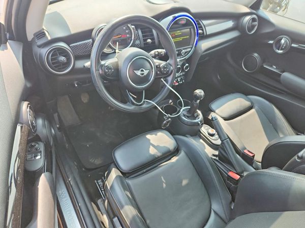 2015 MINI COOPER