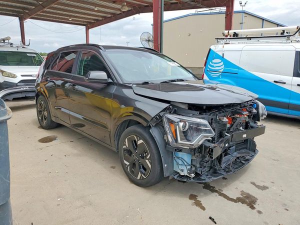 2024 KIA NIRO Wind