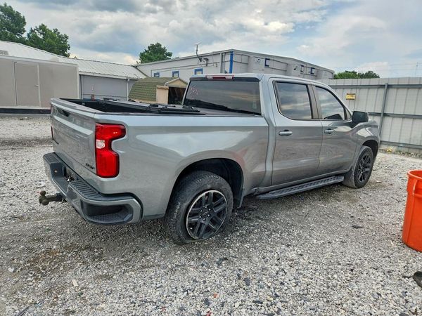 2023 CHEVROLET SILVERADO RST