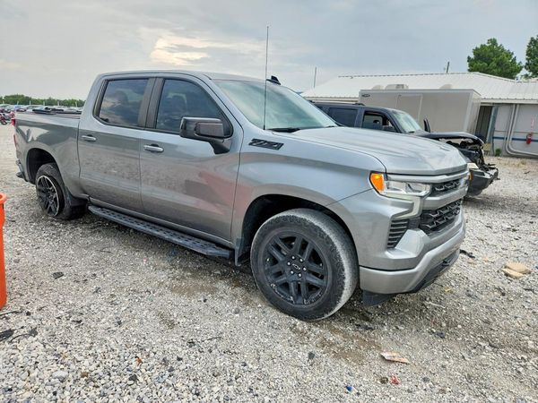 2023 CHEVROLET SILVERADO RST