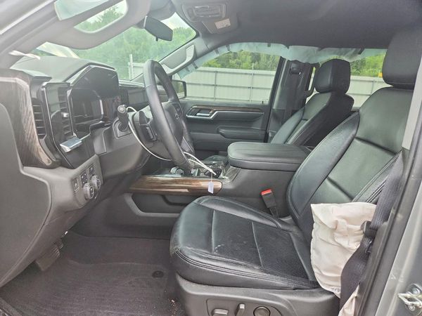 2023 CHEVROLET SILVERADO RST
