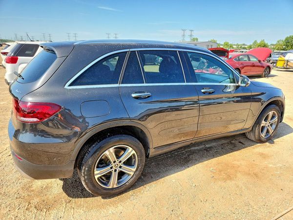 2020 MERCEDES-BENZ GLC GLC300-4M