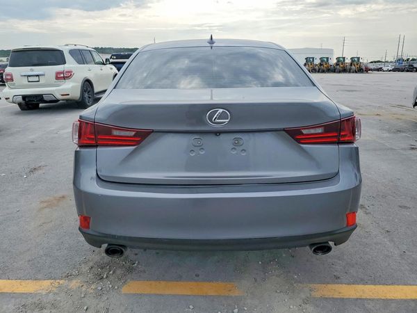2016 LEXUS IS 200t