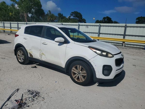 2017 KIA SPORTAGE LX