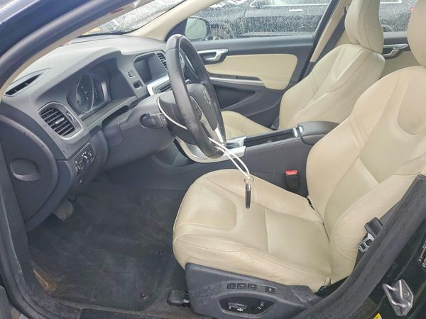 2017 VOLVO S60 Dynamic