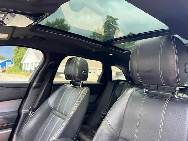 2018 LAND ROVER RANGE ROVER VELAR R-Dynamic SE