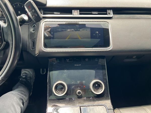 2018 LAND ROVER RANGE ROVER VELAR R-Dynamic SE