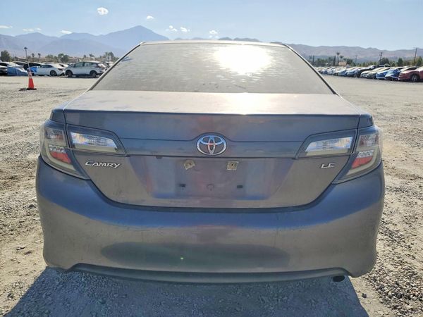 2014 TOYOTA CAMRY