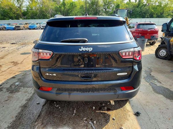2022 JEEP COMPASS
