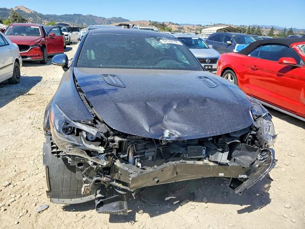 2019 KIA STINGER GT2