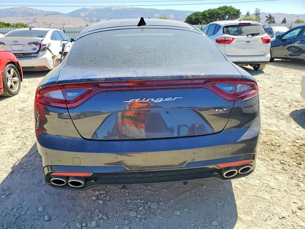 2019 KIA STINGER GT2