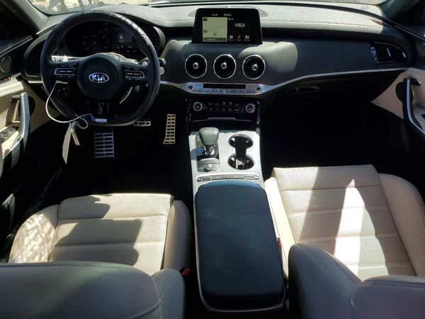 2019 KIA STINGER GT2