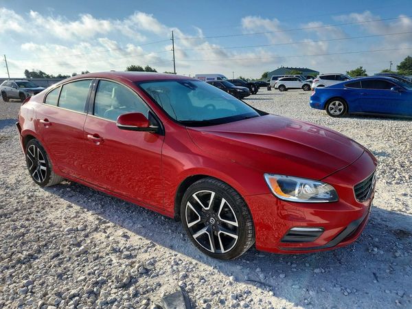 2018 VOLVO S60