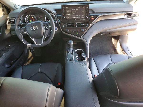 2024 TOYOTA CAMRY XLE
