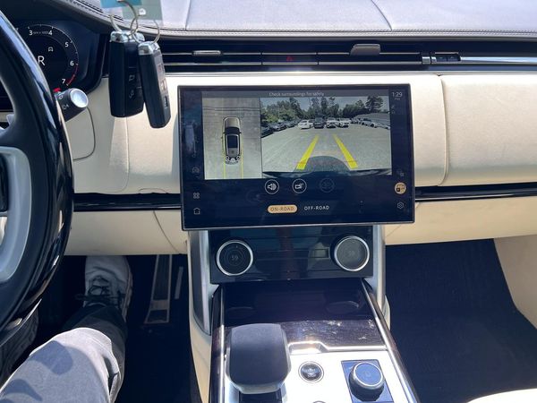 2023 LAND ROVER RANGE ROVER SE