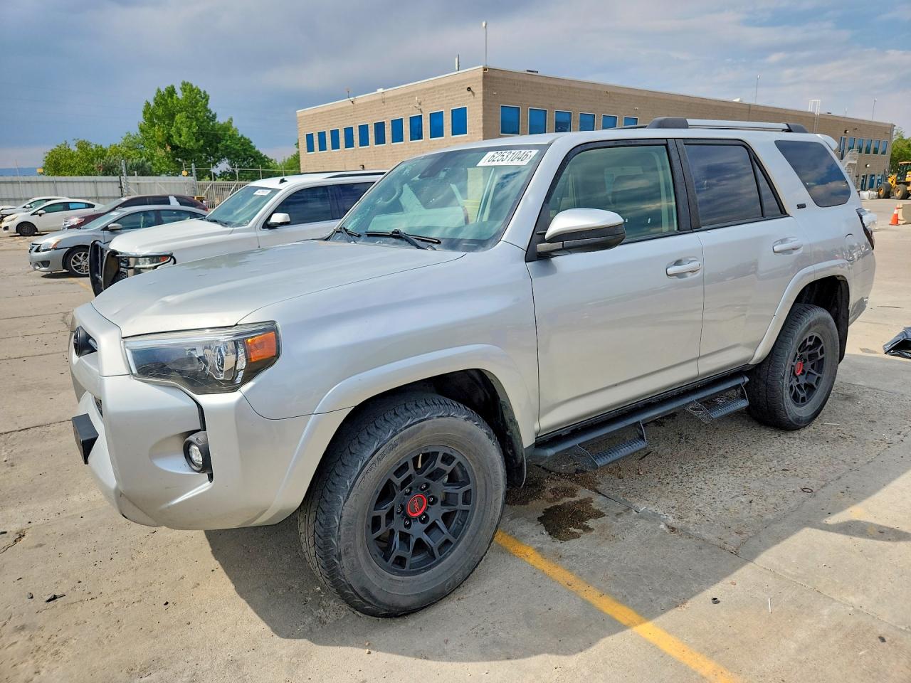 2022 TOYOTA 4RUNNER SR5