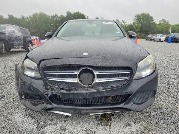 2015 MERCEDES-BENZ C Base
