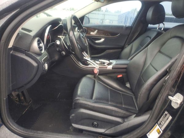 2015 MERCEDES-BENZ C Base