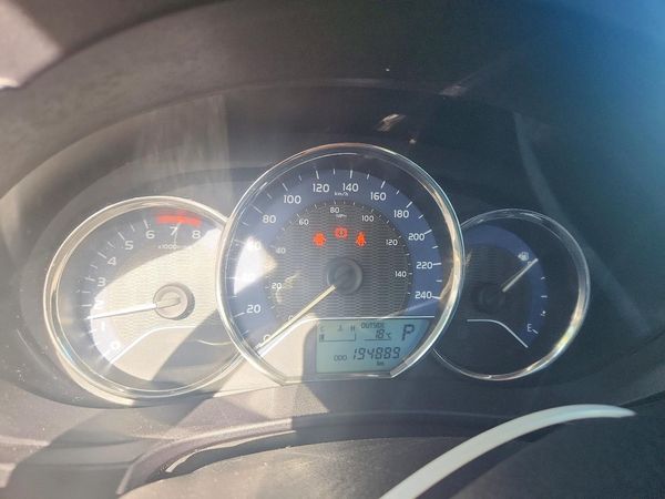 2016 TOYOTA COROLLA