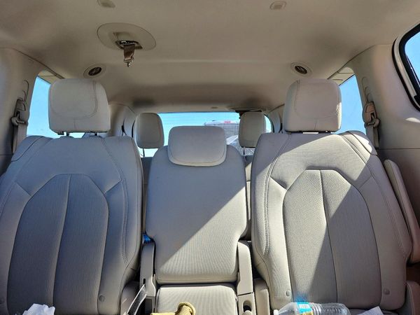 2017 CHRYSLER PACIFICA LX