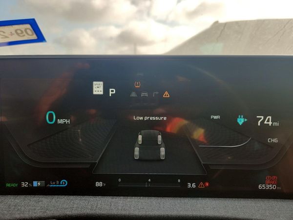 2024 KIA EV6 Light, Wind
